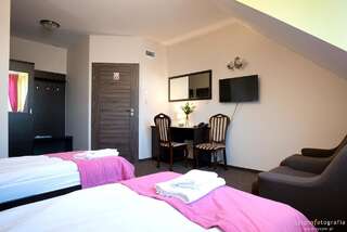 Отель Hotel Millenium Góra Motyczna-4